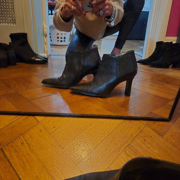 Nine West leather booties 7.5 Hp🔥🔥💓🔥 - Picture 2 of 7